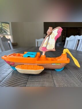 Fisher-Price Little People Disney Princess Moana Boat Playset